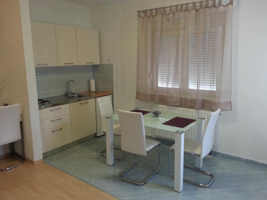 New Studio Apartments Trlaja Sibenik Ruang foto