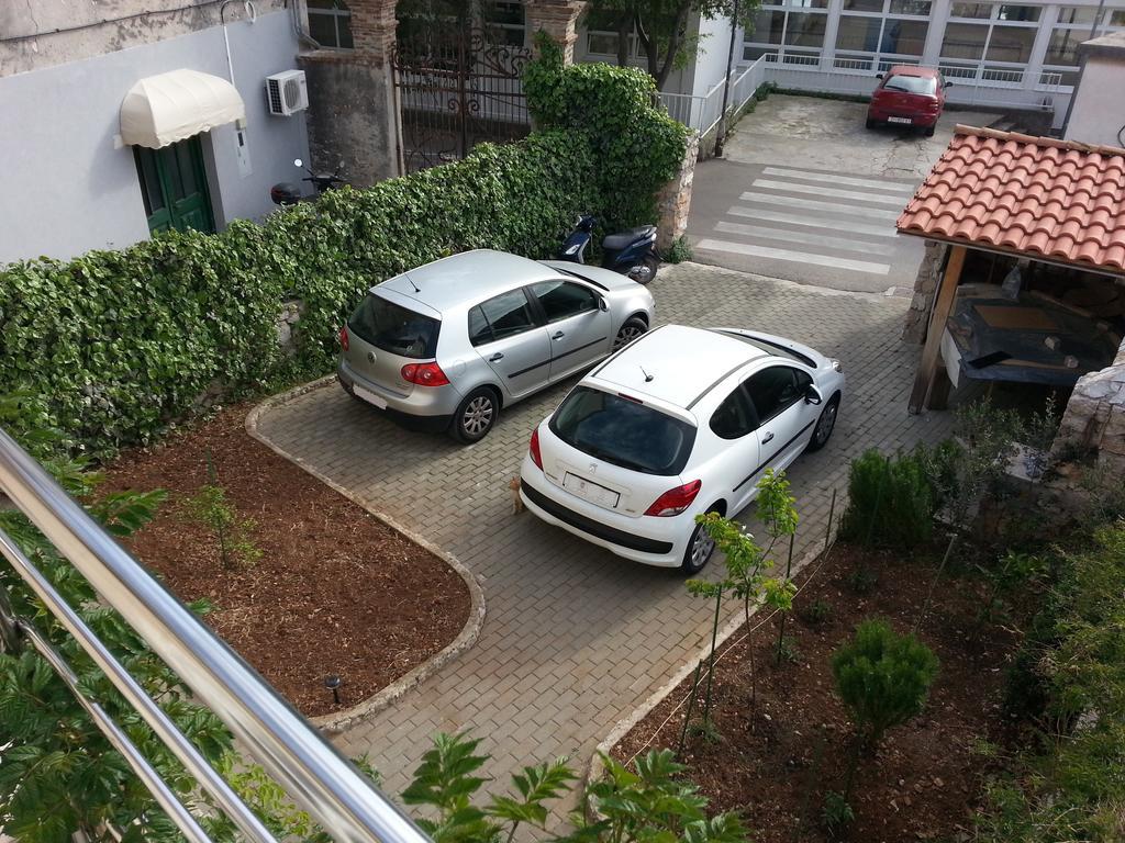 New Studio Apartments Trlaja Sibenik Ruang foto