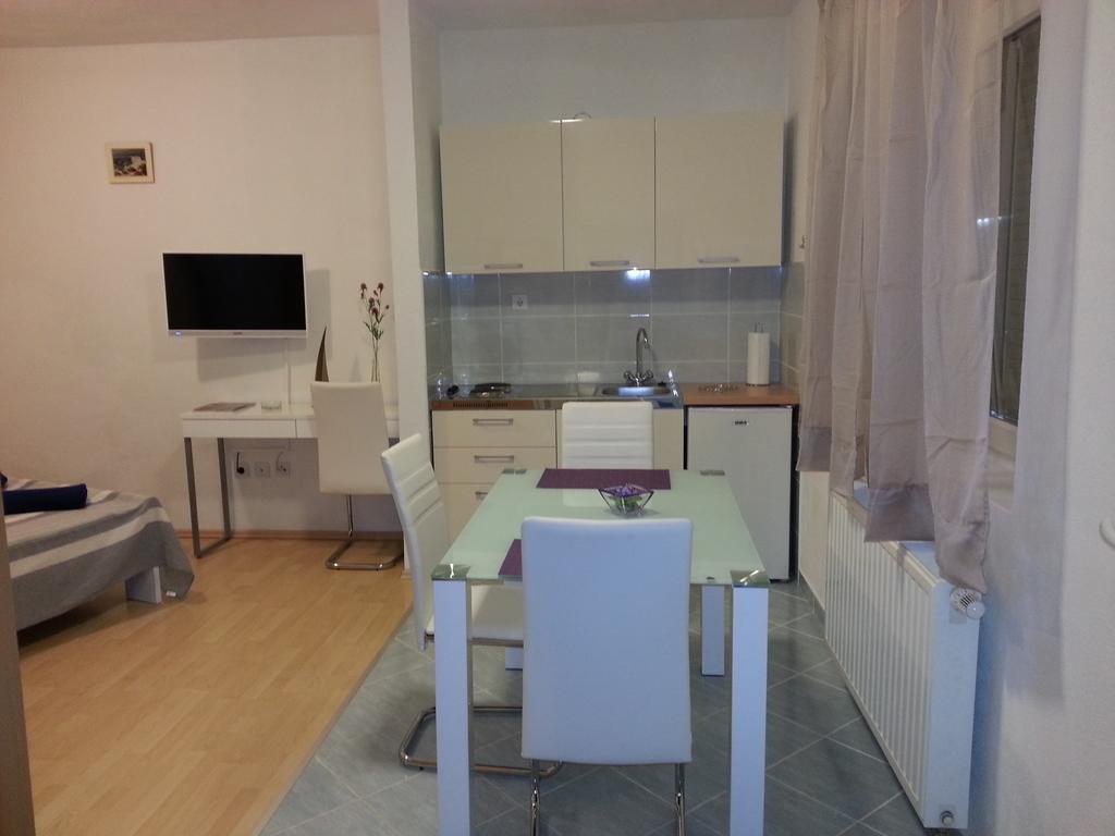 New Studio Apartments Trlaja Sibenik Ruang foto