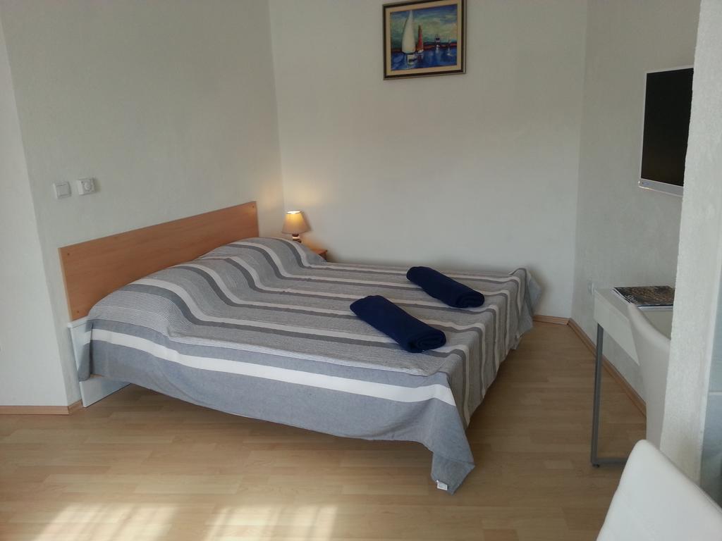 New Studio Apartments Trlaja Sibenik Ruang foto